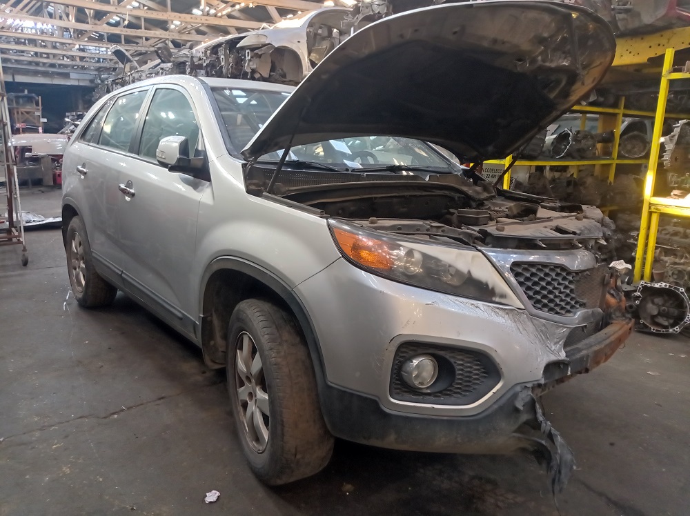 Radiador Kia SORENTO 2.4LTS.  USADO